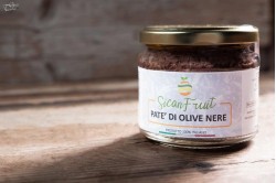 Patè di olive nere